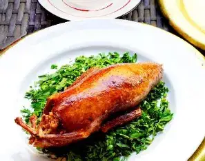 فرد حمام