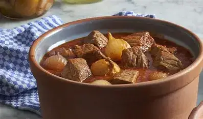 طاجن لحمه بالبصل