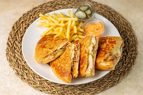 ماريا شاورما